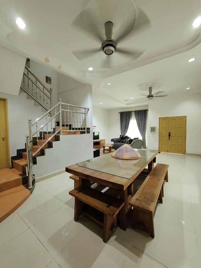 Homestay Roma Suite Kuala Terengganu Kültér fotó